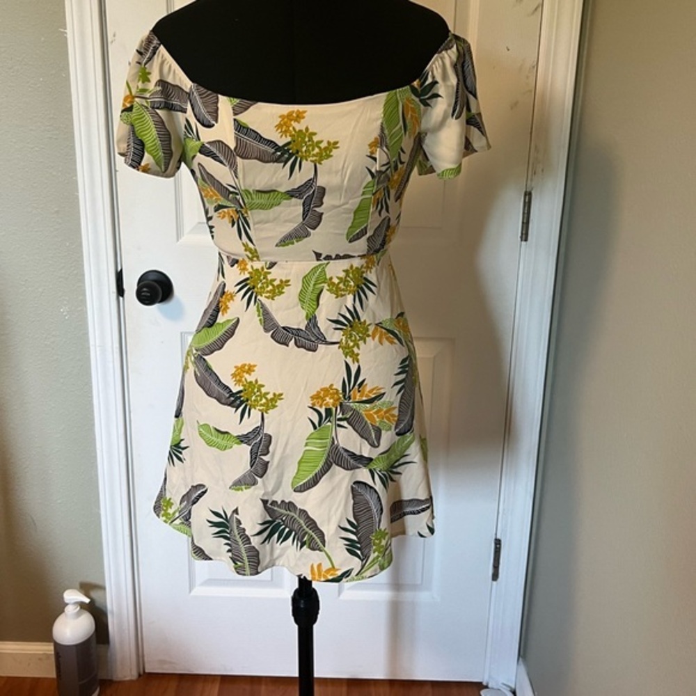 NWT Urban Outfitters Mini Off Shoulder Tropical Botanical Print Dress Size XS